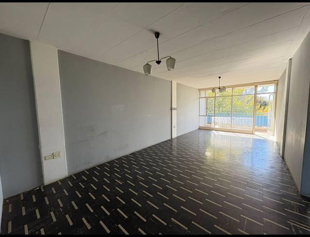 2 BEDROOM FLAT FOR SALE IN ARCON PARK
